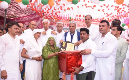 शहीद, स्वतंत्रता सेनानी व उनके परिवारों का सम्मान कर रही सरकार : मंत्री कृष्ण लाल पंवार