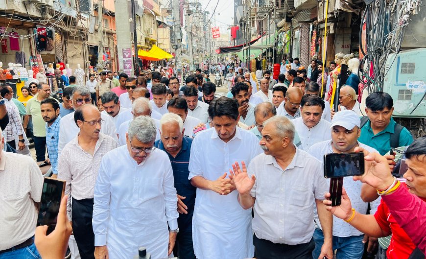 बेकसूर दुकानदारों पर बुलडोजर चलाना उनके अधिकारों का हनन : दीपेन्द्र हुड्डा