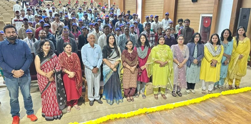 वंदे मातरम के 150 वर्ष स्मरणोत्सव पर देशभक्ति से गुंजायमान हुआ एमडीयू परिसर