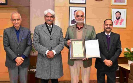 एमडीयू के प्रो. एससी मलिक को आईएसपीएस फेलो अवार्ड 2025