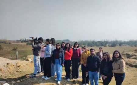 प्रकृति से संवाद: वेटलैंड भ्रमण ने विद्यार्थियों को जोड़ा पक्षी संरक्षण से