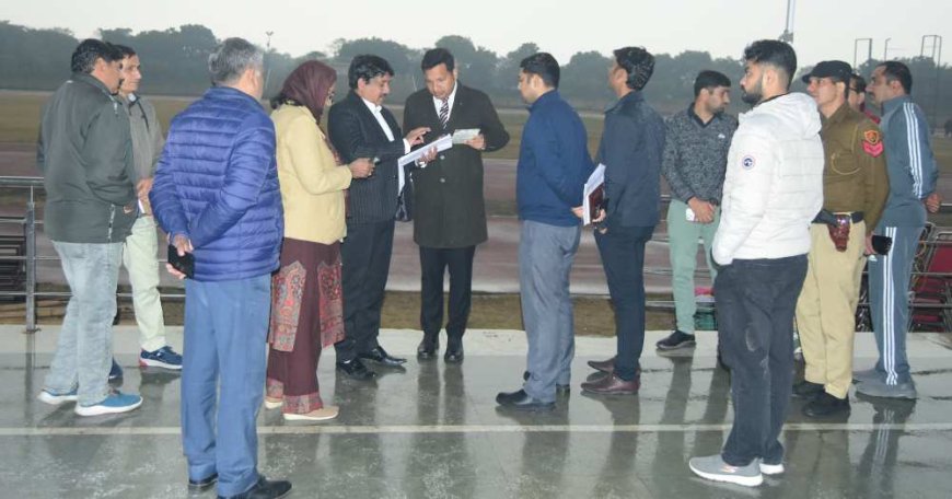 गणतंत्र दिवस की तैयारियां राष्ट्रीय पर्व की गरिमा के अनुरूप हों सुनिश्चित : उपायुक्त सचिन गुप्ता