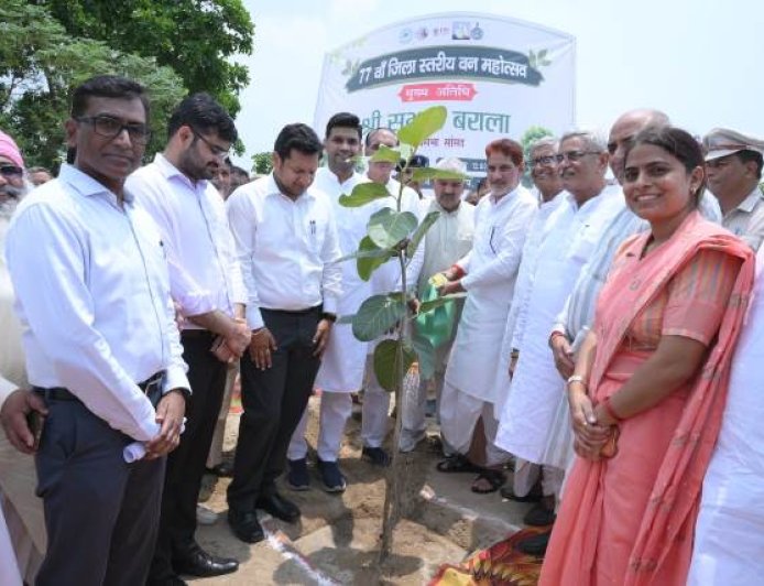 एक पेड़ आने वाली पीढ़ियों के स्वस्थ भविष्य की अमूल्य विरासत : सुभाष बराला